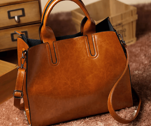 large capacity leather bag